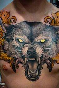 Шаблон татуювання вовка грудей