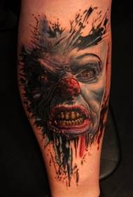 Ang makahahadlok nga clown monster nga nagpintal sa pattern sa tattoo