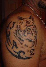 Bruine Wolf Tattoo