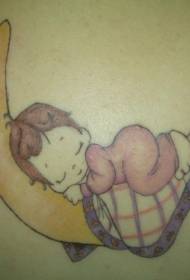 月のタトゥーで寝ている肩色漫画の子供