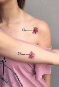 Un petit tatouage frais de copines: un ensemble de beaux petits tatouages frais pour les copines soeurs