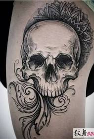 Beauty tattoo artist Alex Tabuns's fashion tattoo work