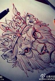 Lion Crown Tattoo rokovalni vzorec