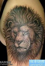 胳膊狮子狮头纹身图案
