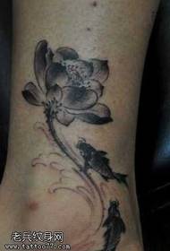 Been Tëntmolerei Blummebett Lotus Tattoo Muster