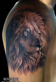 arm personality lion king tattoo pattern