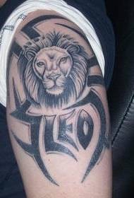 skouer swart Leo leeu stam tattoe-prentjie