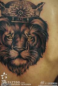 oko poput bakrenih zvona dvogled strogi uzorak tetovaža lava kruna