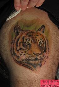 पारंपरिक टैटू पैटर्न: जांघ बाघ बाघ सिर टैटू पैटर्न