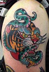 Skouderferve Snake Tiger Tattoo Patroon