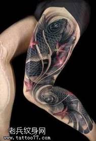 mudellu di tatuaggi di calamari di a gamba