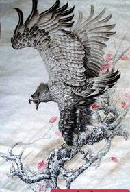 Modello del tatuaggio dell'aquila: un modello del tatuaggio delle ali d'aquila