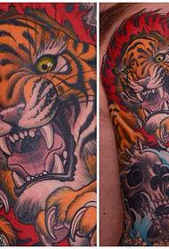 ώμο ζωγραφισμένο άγριο τατουάζ μοτίβο τατουάζ