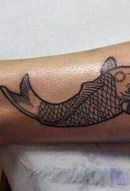 patró de tatuatge de calamar de línia de braç