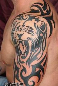 käsivarsi hallitseva leijona totem tatuointi malli