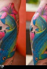 Mtundu wa tattoo wa Blue Snapper Lily Flower Pakajambula