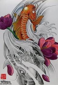 ett traditionellt tioarmad bläckfisk tatueringsmaterial