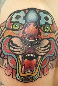 Patró de tatuatge de tigre de color del braç