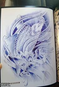 ຮູບແບບ tattoo squid