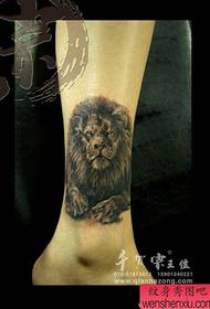 ben klassiska pop lejon tatuering mönster