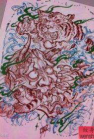 un manuscrittu di tatuatu di tigre di volta super-dominante