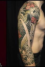 Wzór tatuażu kalmary duże ramię