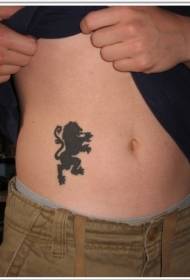 buik zwarte bohemien leeuw tattoo patroon