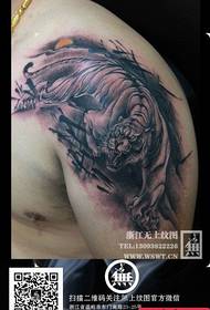 mandlig arm populære smukke tigerhoved tatoveringsmønster