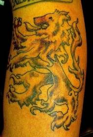 warna lengan 猖獗 pola tato singa