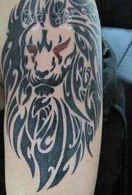 brako leono totem tatuaje ŝablono