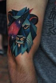 modello del tatuaggio del leone stellato colorato braccio