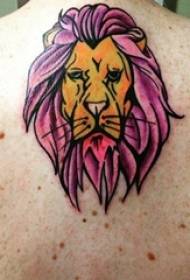ragazzi schiena dipinta ad acquerello schizzo creativo prepotente tatuaggio testa di leone foto
