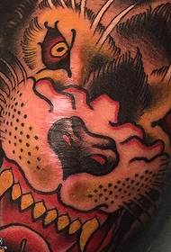 Been geschilderd groot tijger tattoo patroon