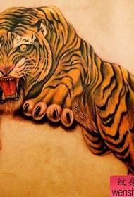 modello di tatuaggio tigre posteriore di colore freddo