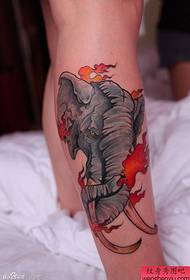 Een cool en knap olifantentattoopatroon