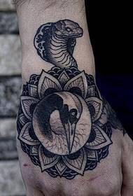 tattoo crane tattoo ຮູບແບບ