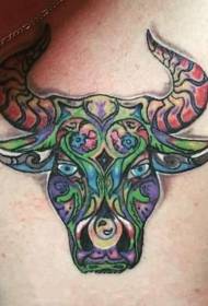 Téann ceann an tarbh níos mó ná patrún Tattoo ceann maorga an mhairbh