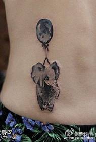 Blækstil elefant tatoveringsmønster