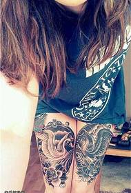 Ọmarịcha ozi dị ọcha nke akara swan tattoo