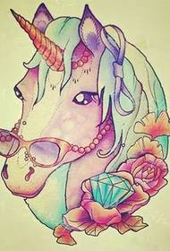 Apprezzamento colorato del manoscritto del tatuaggio dell'unicorno