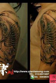 მამრობითი მკლავი ლამაზი შავი და თეთრი squid Lotus tattoo ნიმუში