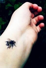 15 cute black and white gray style animal tattoo pattern Daquan