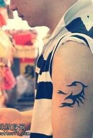 arm tweezers tattoo pattern