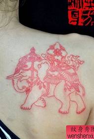 piger skuldre en linje elefant tatovering mønster