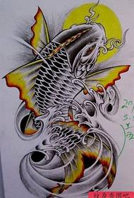 un bellissimo manoscritto di tatuaggi colorati di calamari