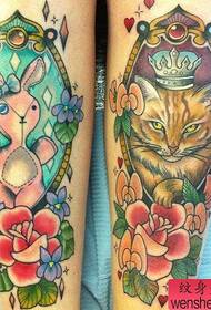 腿部流行流行的欧美猫咪纹身图案