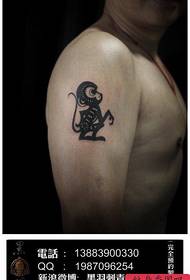 uzbrój kawałek wyciętego z papieru wzoru tatuażu małpy Totem