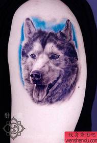 braccio bello classico cucciolo Modello di tatuaggio ritratto