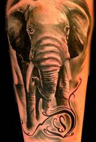 слон татуювання візерунок