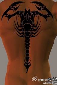 dirûşmeya tattooê ya Scorpion: back totem Tweezers modelên tattooên sêwiranê